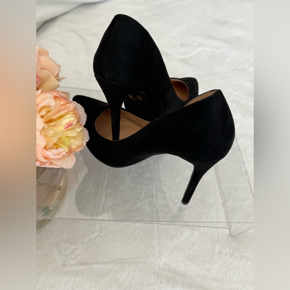 Fashion Nova Elegant Black Heels - Picture 4 of 8